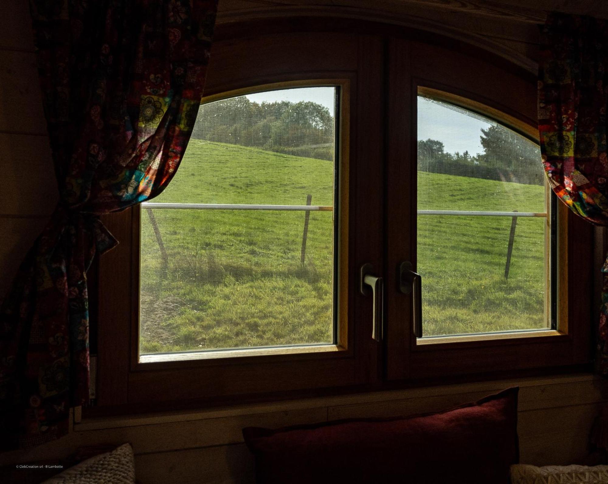 La Tiny House De La Bergerie Villa Lierneux Exterior photo